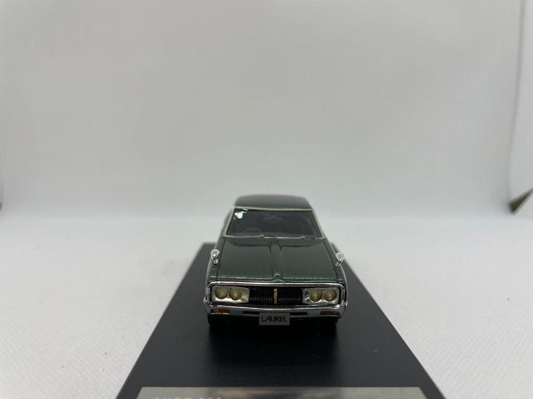 402-625 Hi-story 1/43 日産 ローレル SEDAN
