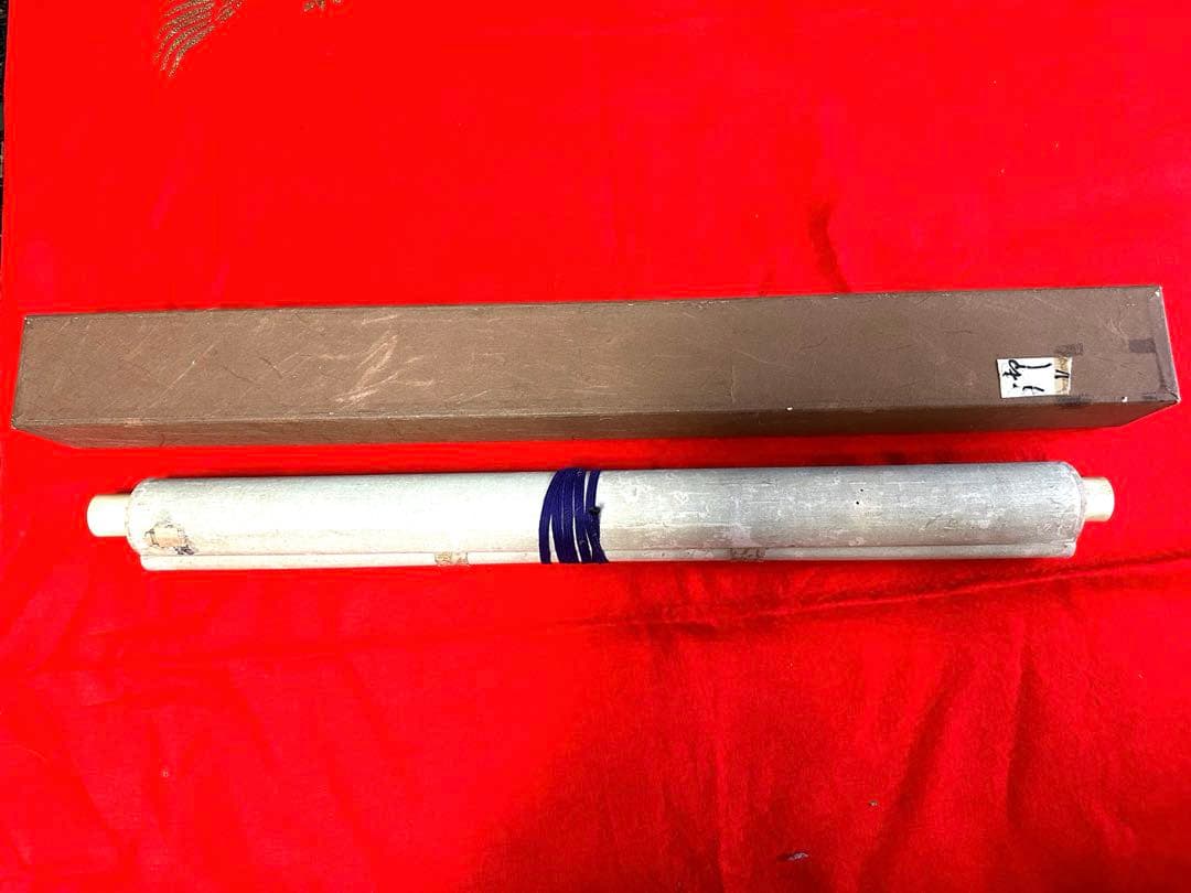 2076様感謝‼️春へ‼️座り雛「雛図」掛軸画絹本肉筆落款　栄輝筆　署名落款合わせ箱