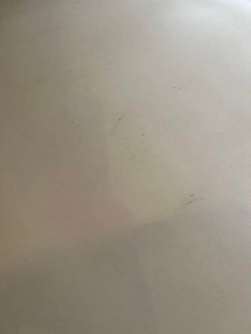 ラウンドカフェテーブル（ホワイト）