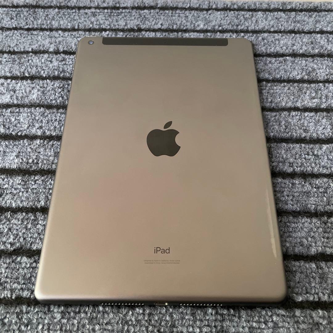 88 iPad 8世代 32GB SIMフリー スペースグレイ