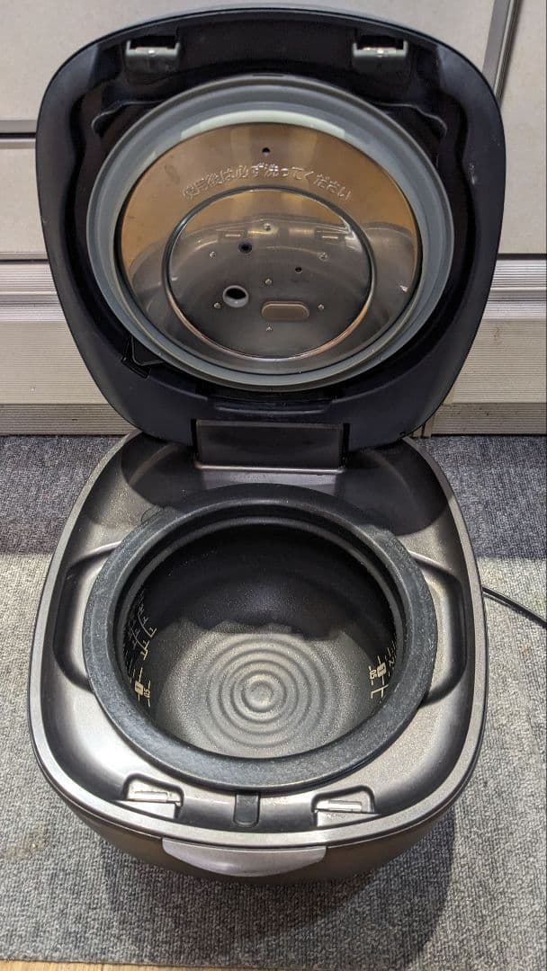 美品タイガー魔法瓶　TIGER JPL-A100 炊飯器圧力IH 土鍋