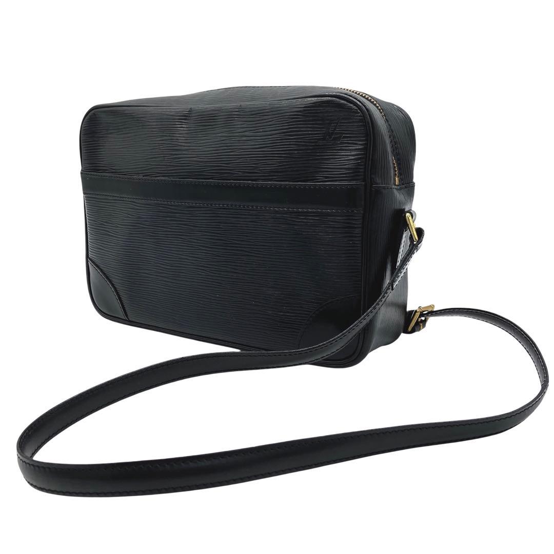 【LOUIS VUITTON】トロカデロ27 エピ　ショルダーバッグ　黒色
