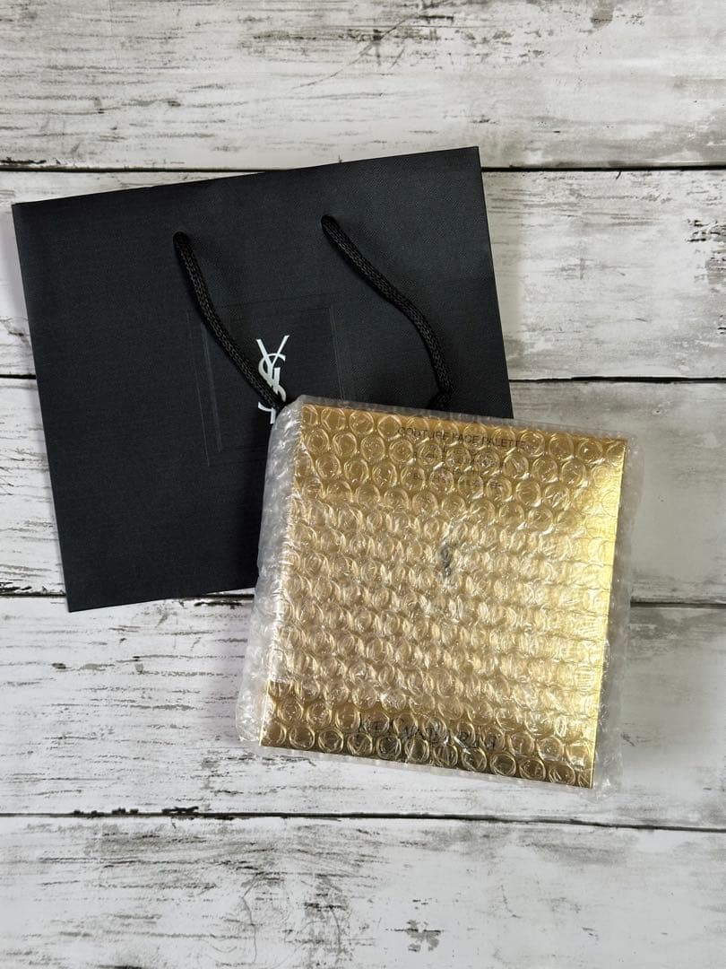 ☆☆☆8/15プロフ変更✩☆☆ イヴサンローランクチュールフェイスパレット