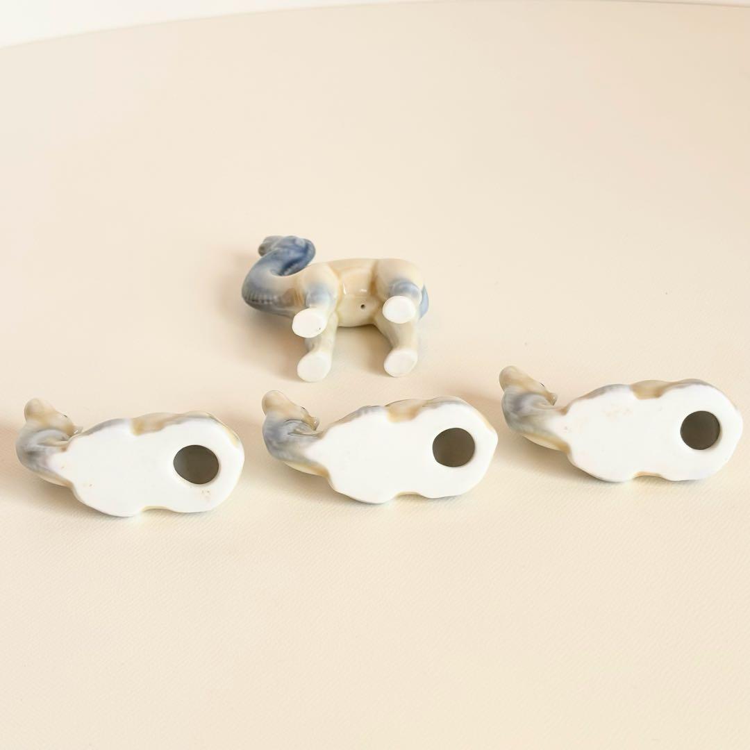 キャメルの陶器置物セット