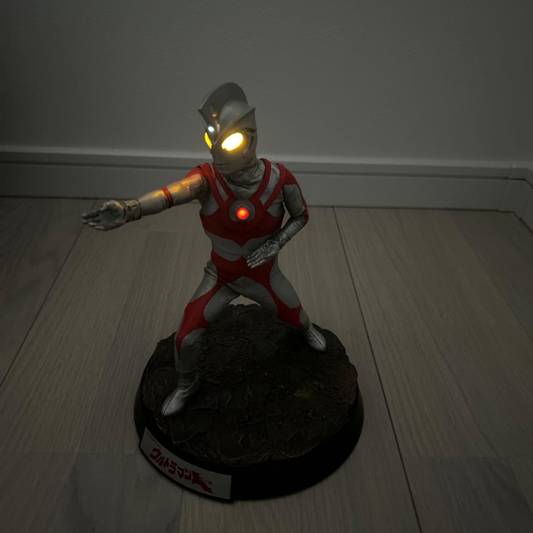 ウルトラマンエース　海外製フィギュア　スタチュー　特撮　ウルトラマンA