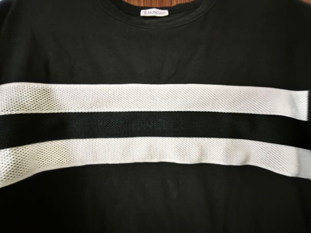MONCLER ストライプ Tシャツ 黒