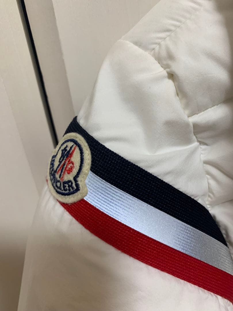 モンクレール ベビーダウン 9-12m