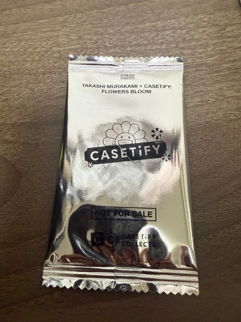 村上隆　フラワー　スマホチャーム　ケースティファイ　casetify レインボー