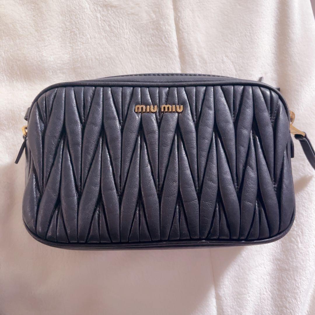 MIUMIU　ミュウミュウ　マテラッセ　ショルダーバッグ