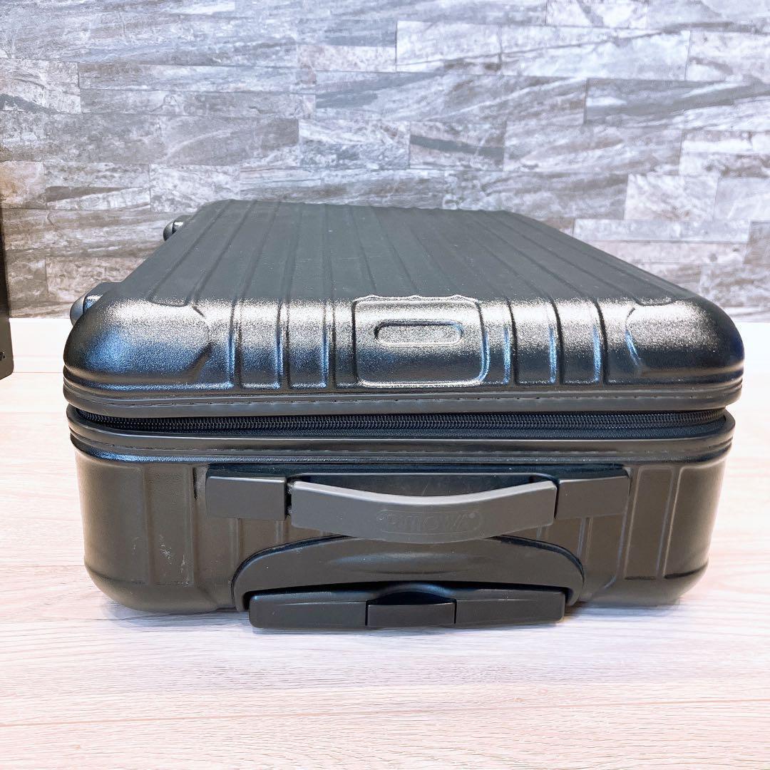 リモワ　サルサ　マットブラック　機内持ち込み対応　２輪　廃盤品 851.52