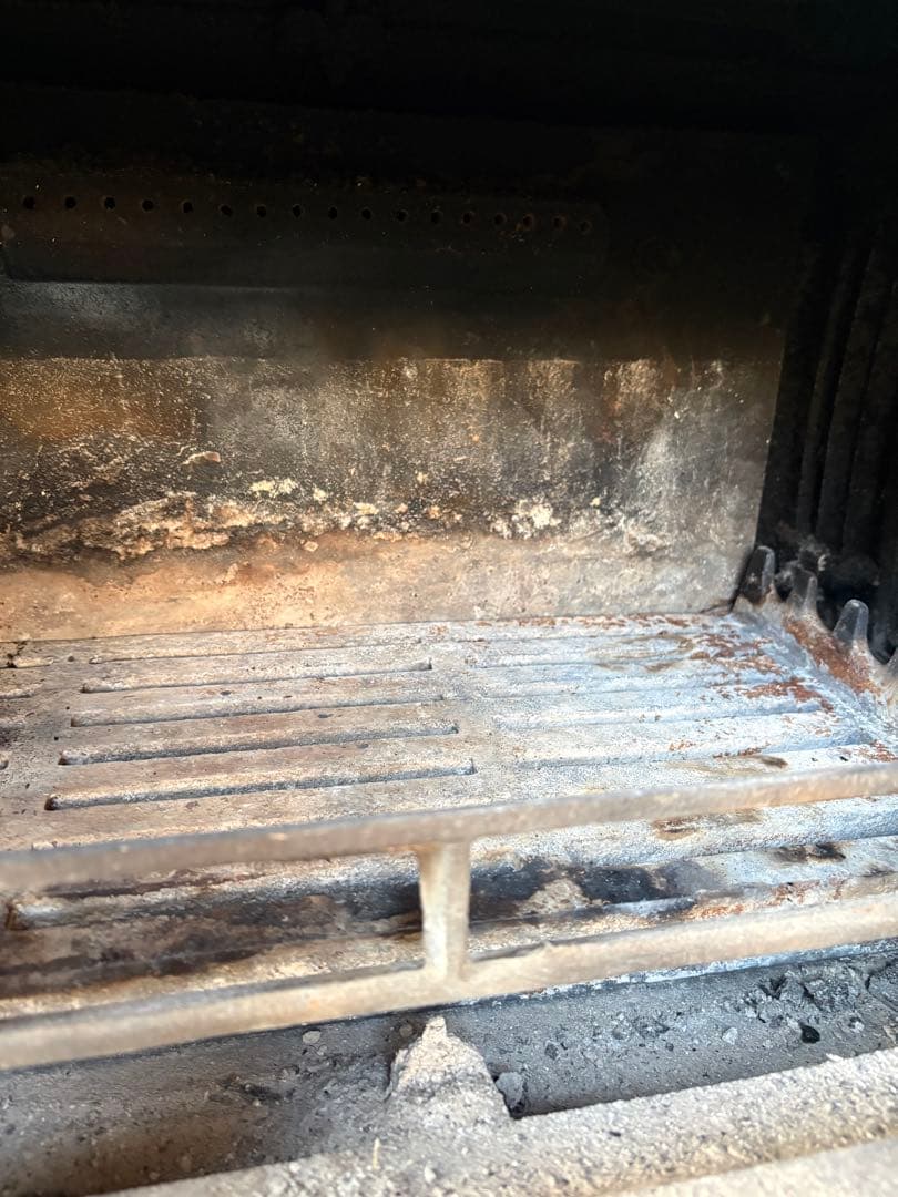 鋳鉄薪ストーブ ガラス窓付き