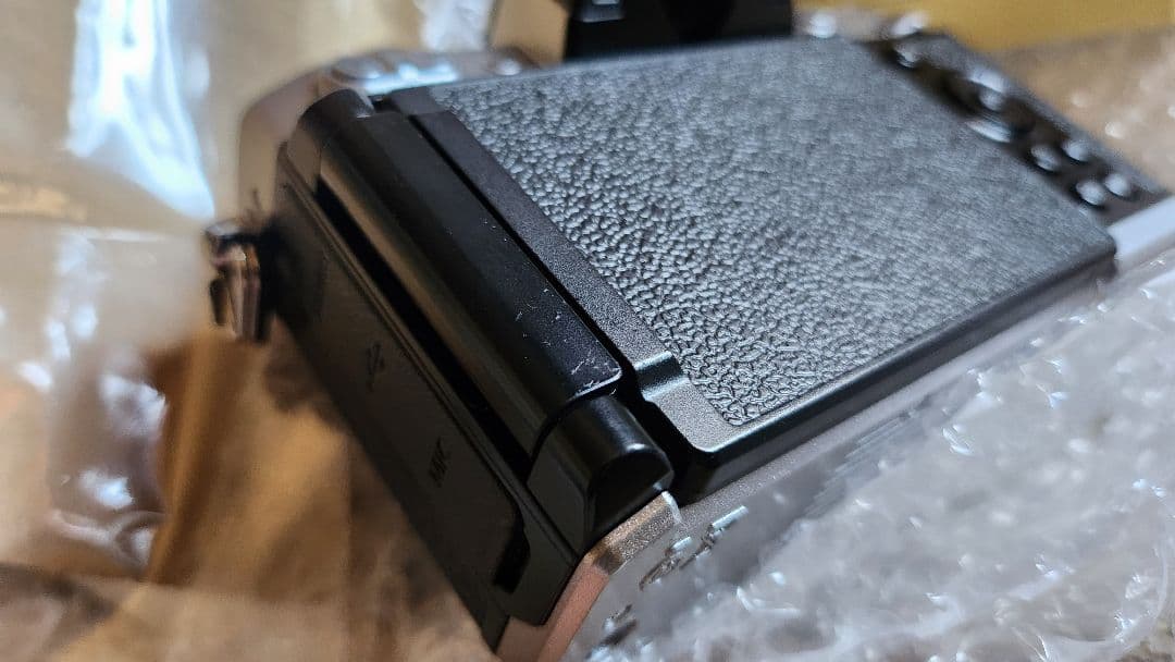 ✡ニコン Zfc ボディ シルバー 美品☆延長保証書有 使用少☆オマケ品有