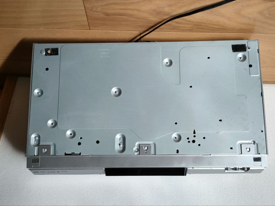 TOSHIBA SD-V700 VHS/DVDコンボデッキ 07年製