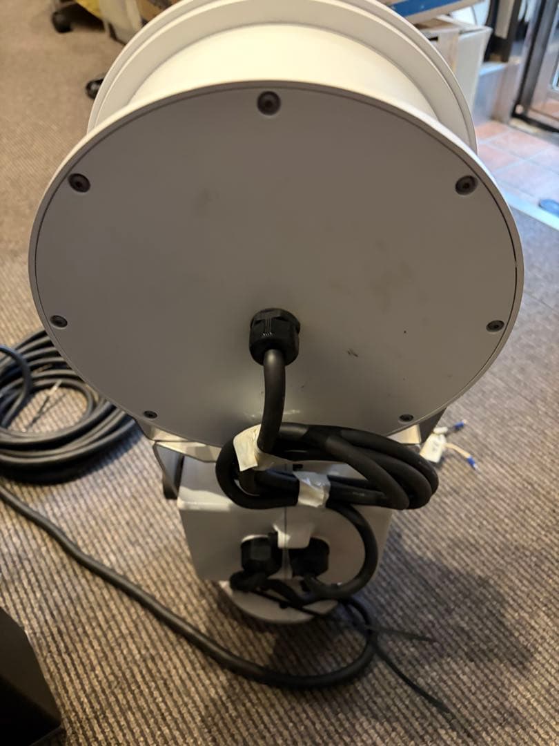 幸*業様 USHIO ホワイト LED ライティング機材 10灯