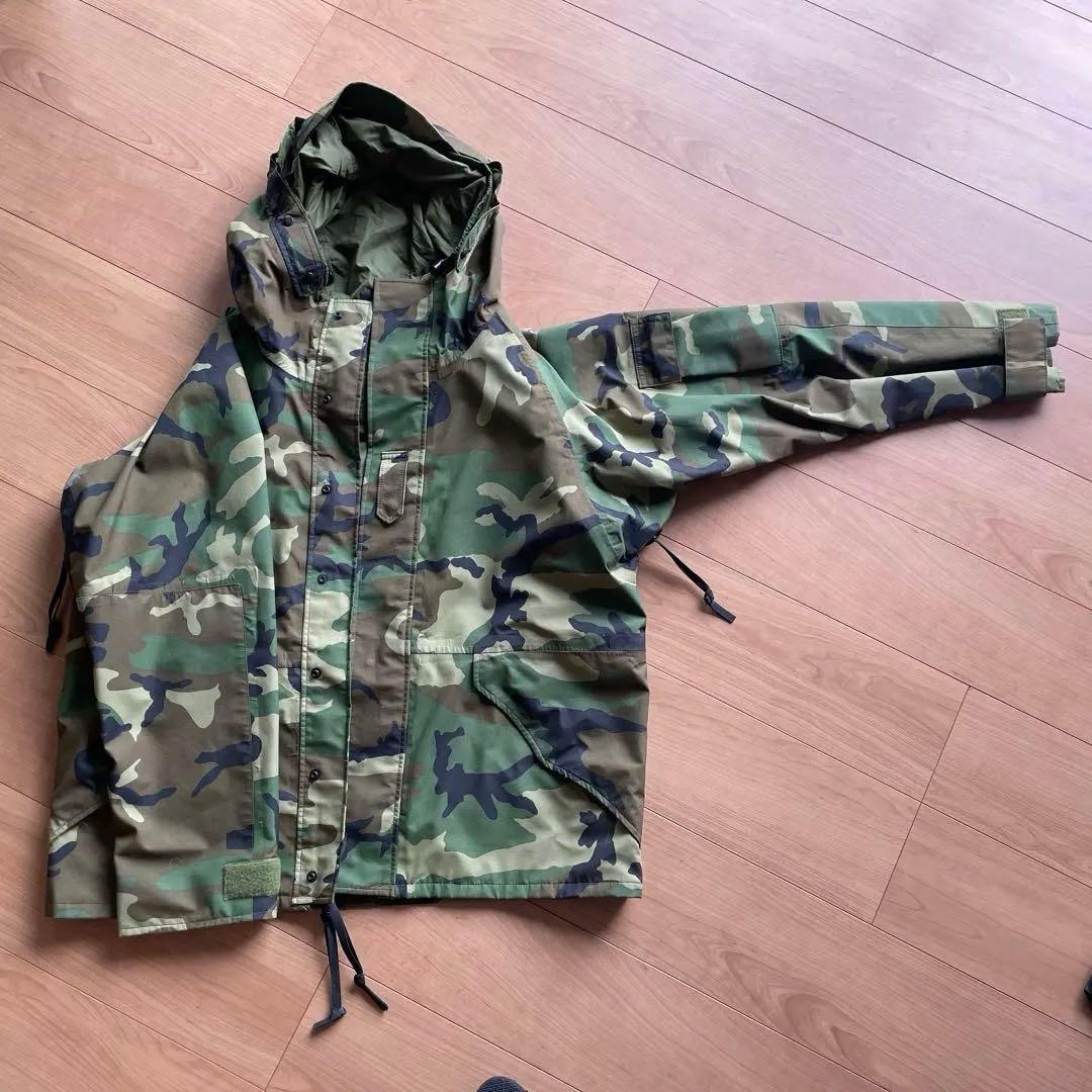 アメリカ軍　実物放出品パーカー上下