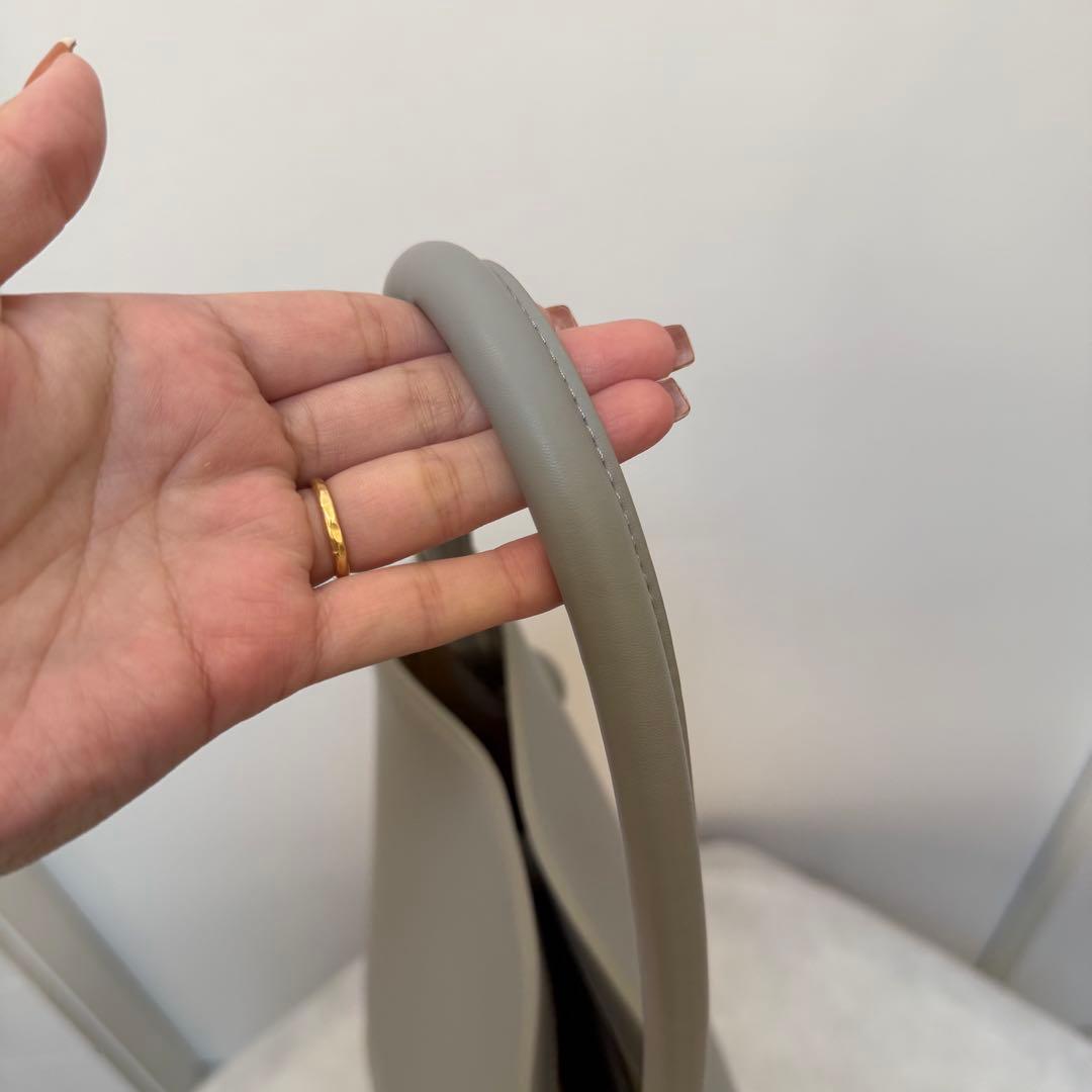 美品　VASIC PATTI MINI ハンドバッグ