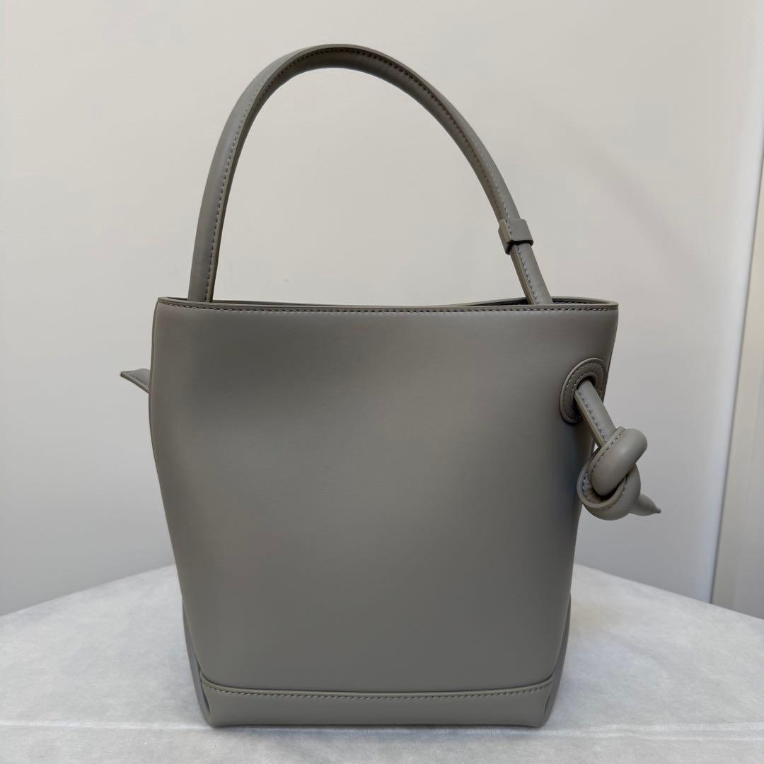 美品　VASIC PATTI MINI ハンドバッグ