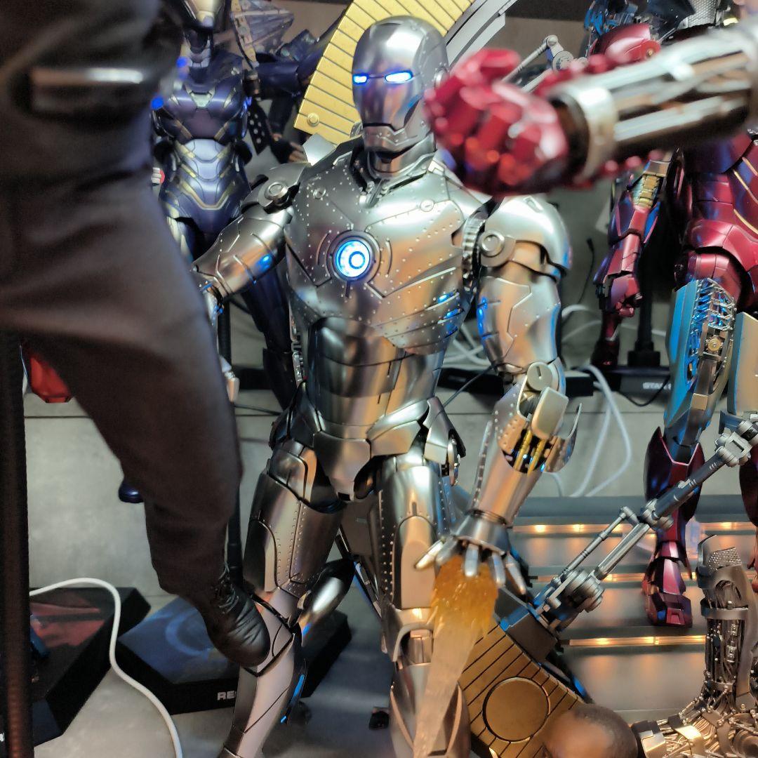 ホットトイズ　アイアンマン　マーク2 スペシャルエディション 点灯カスタマイズ品