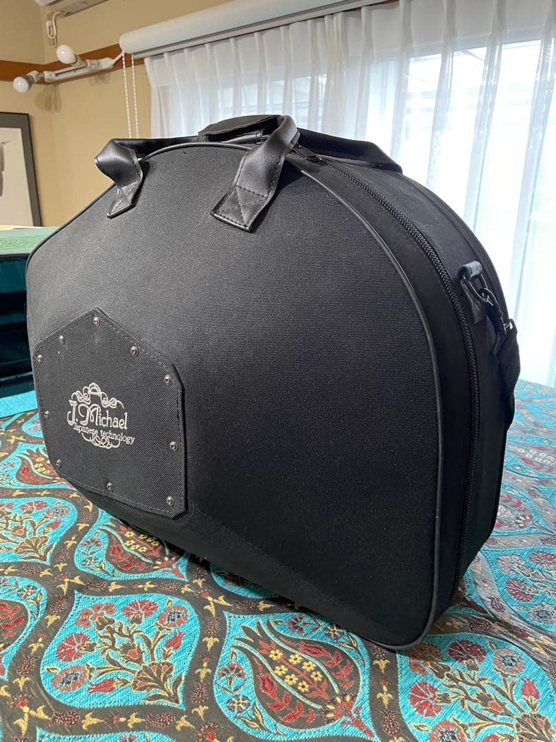 J.Michael フレンチホルン本体 ＆ セミハードケース