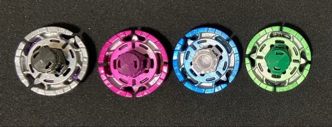 メタルファイトベイブレード アースアクイラ 3色+1点セット