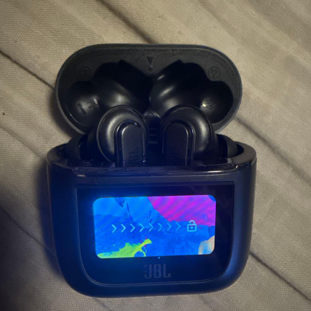 リサ(サブ垢)　JBL TOUR PRO 2 箱無し本体のみ