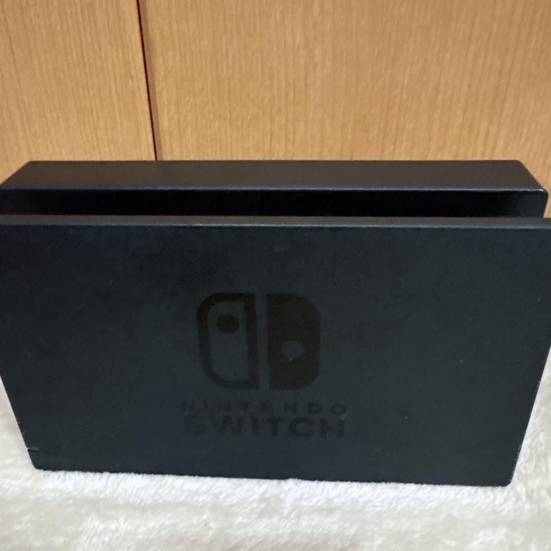 Nintendo Switch 本体　ブルー／ネオンレッド