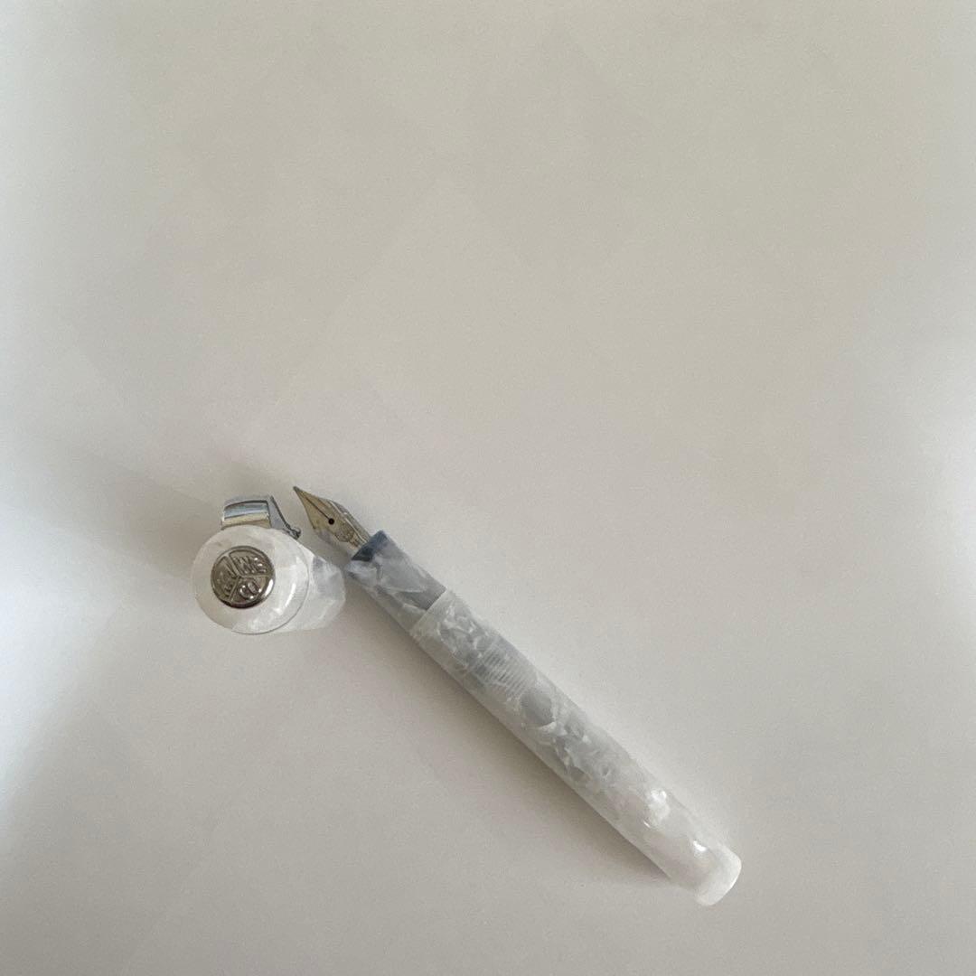 梔*子様 kaweco アートスポーツ　ミネラルホワイト　中字