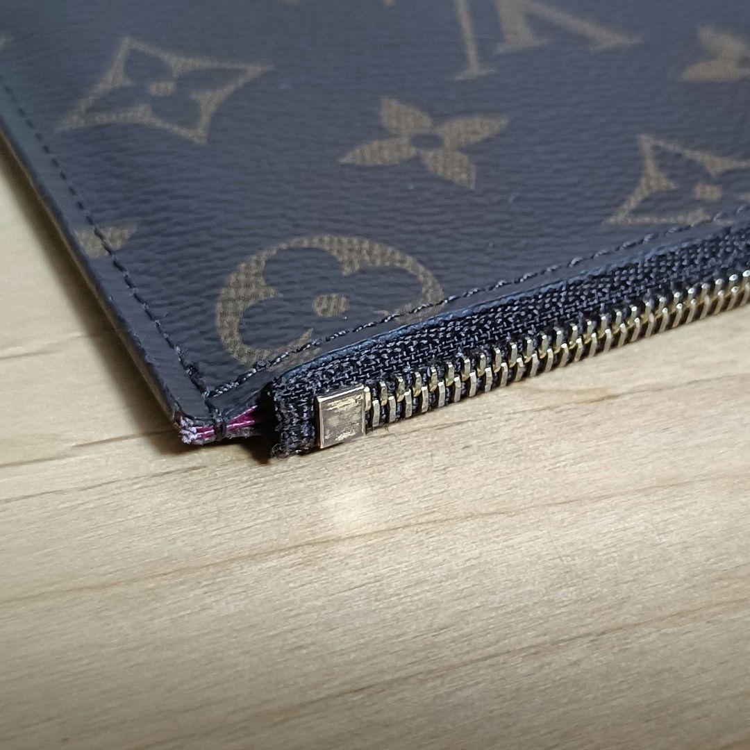 Louis Vuitton モノグラム ケース フューシャ