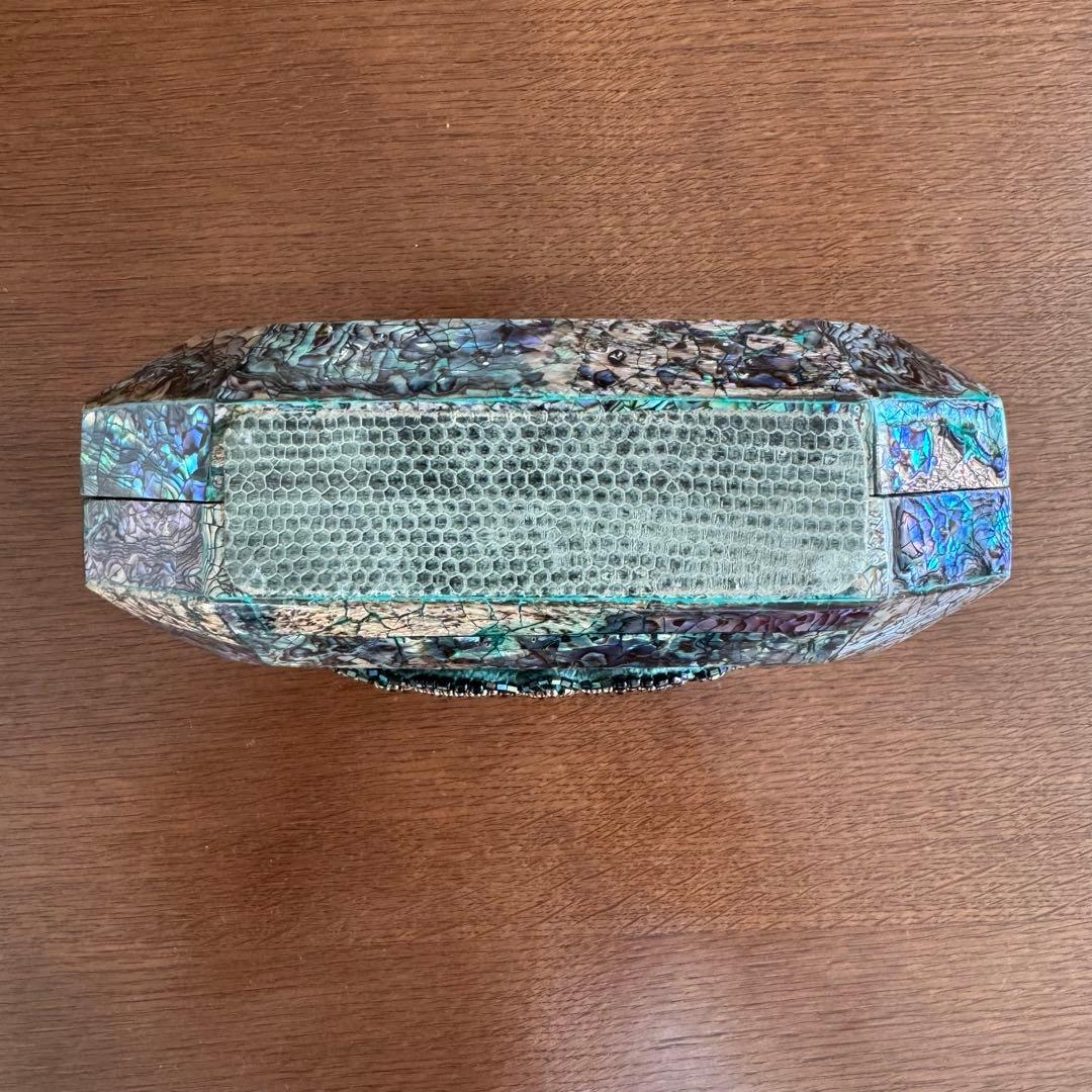 【美品】GRACE CONTINENTAL フラワーシェルクラッチ