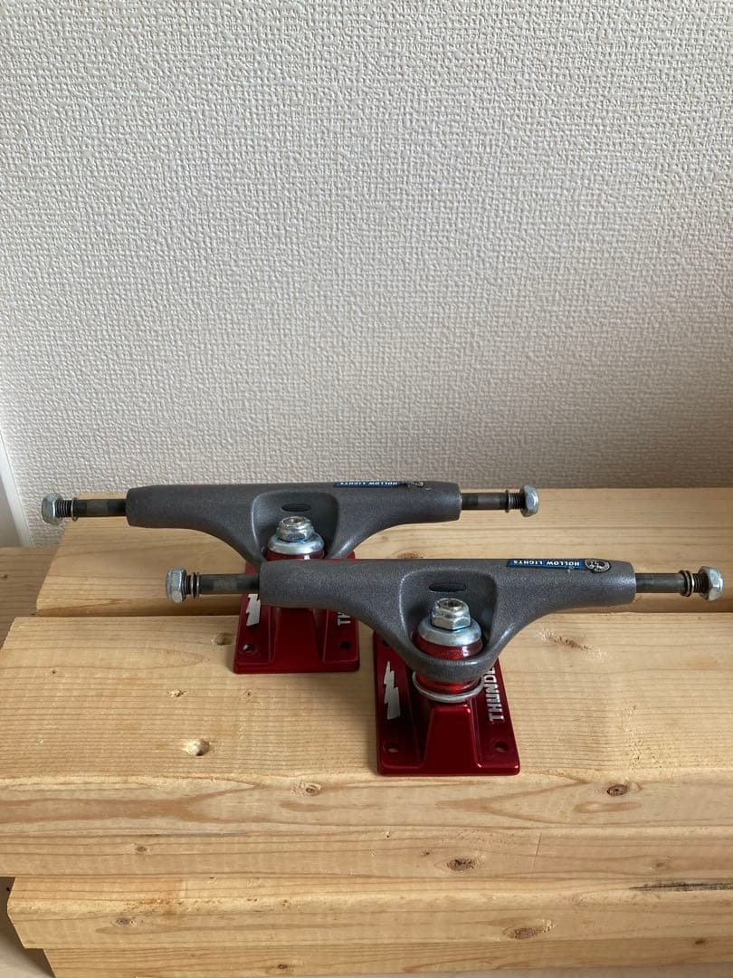 サンダー トラック ホロー