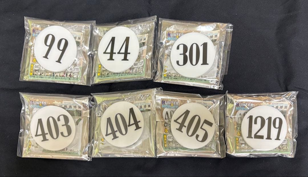 HUNTER×HUNTER 冨樫展　ナンバープレートアクリルバッジ＆ステッカー