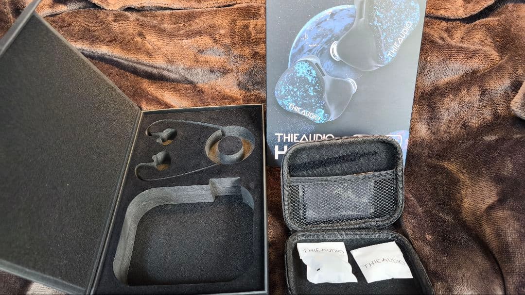 値下げ美品 THIEAUDIO HYPE4 有線イヤホン ハイブリッド型