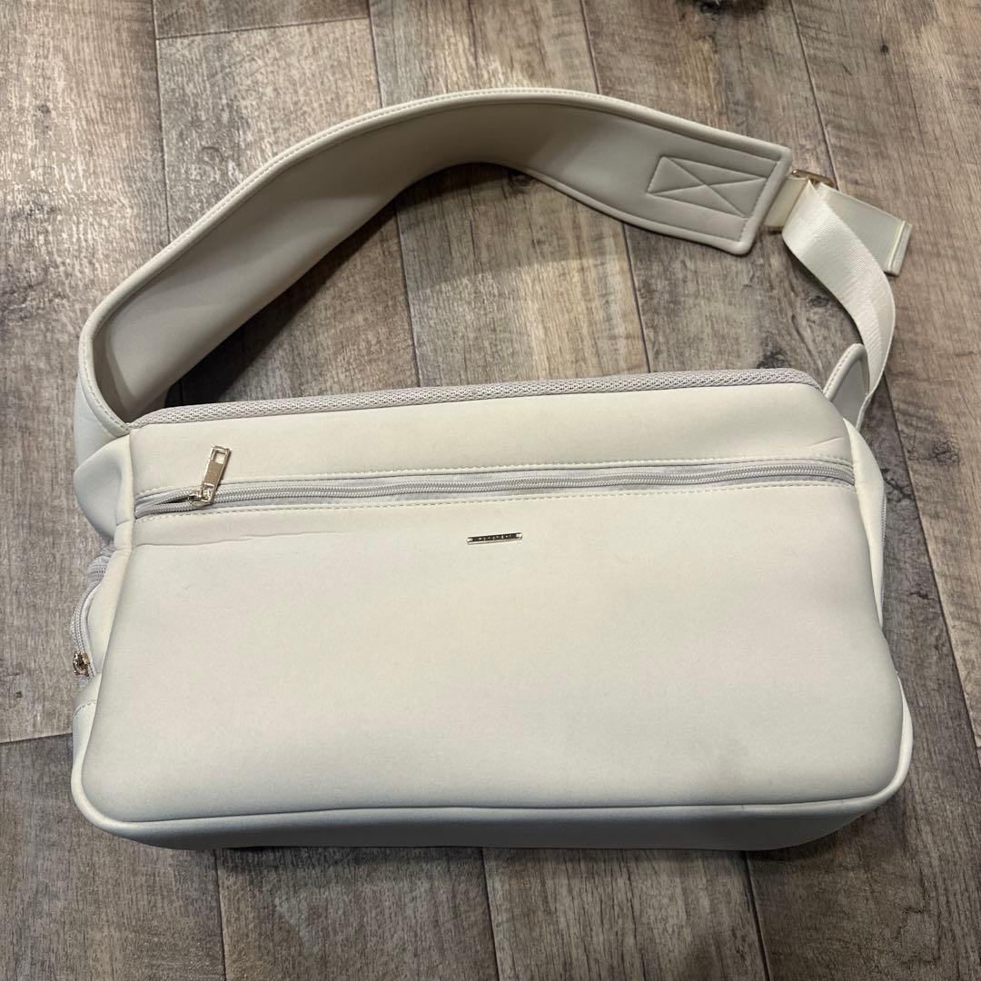 モンシェリ スリングキャリーバッグ
