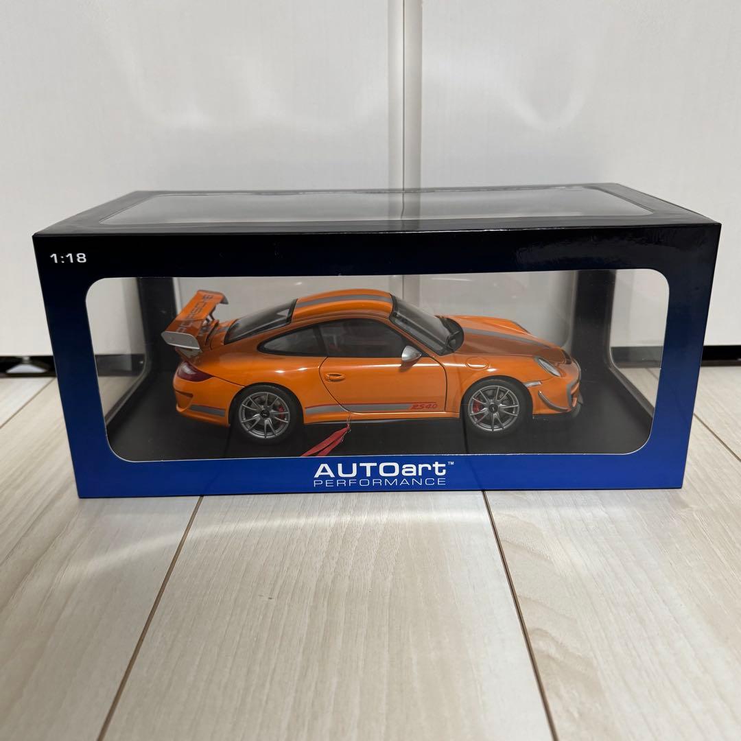 AUTOart Porsche 911 GT3 RS 4.0 オレンジ 1/18