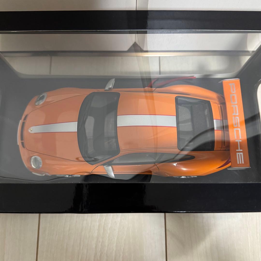 AUTOart Porsche 911 GT3 RS 4.0 オレンジ 1/18