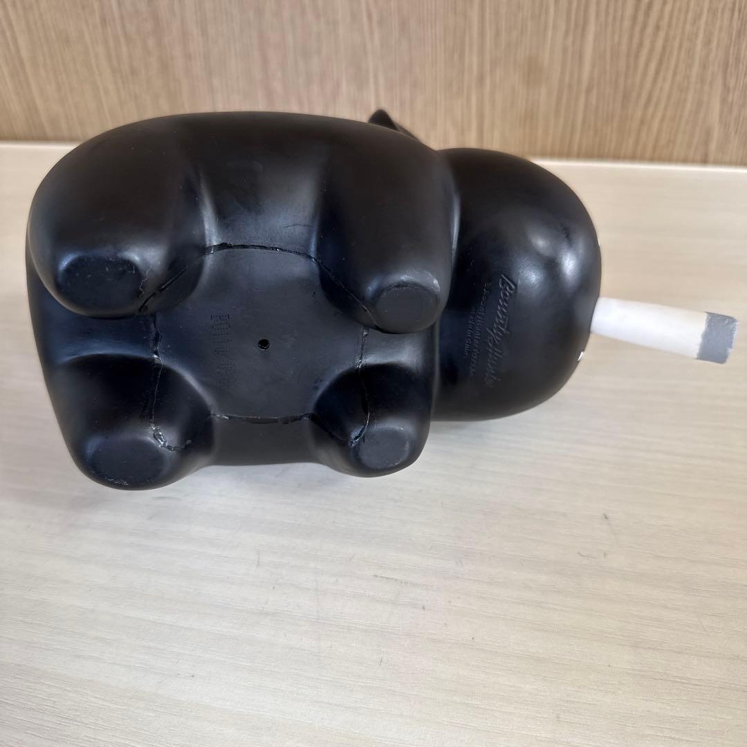 フランク・コジック　喫煙うさぎ