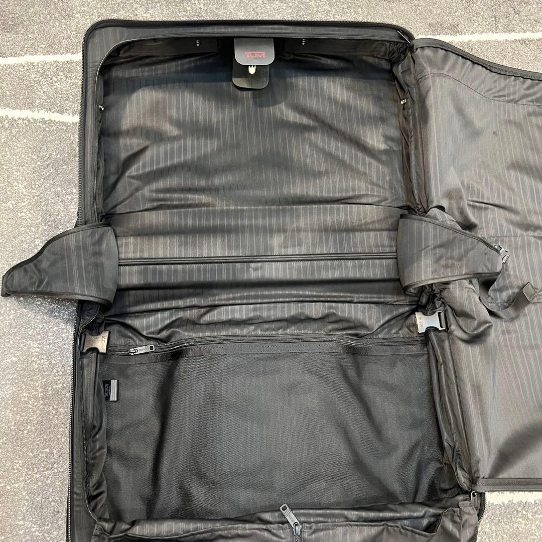 【極美品】TUMIアルファ ホイール キャリーオン ガーメント22037DH