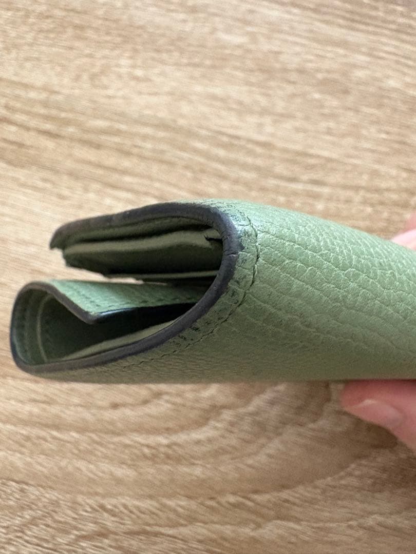 ロエベ　財布　アナグラムバーティカルウォレット　三つ折りローズマリー