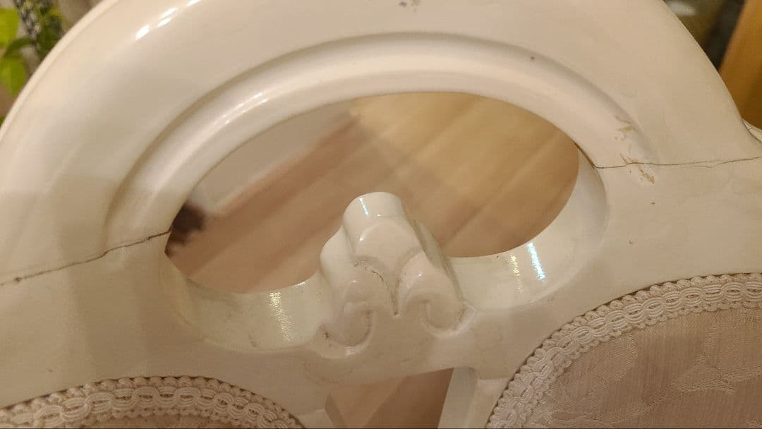 クリーム色の長方形テーブルと椅子6脚セット