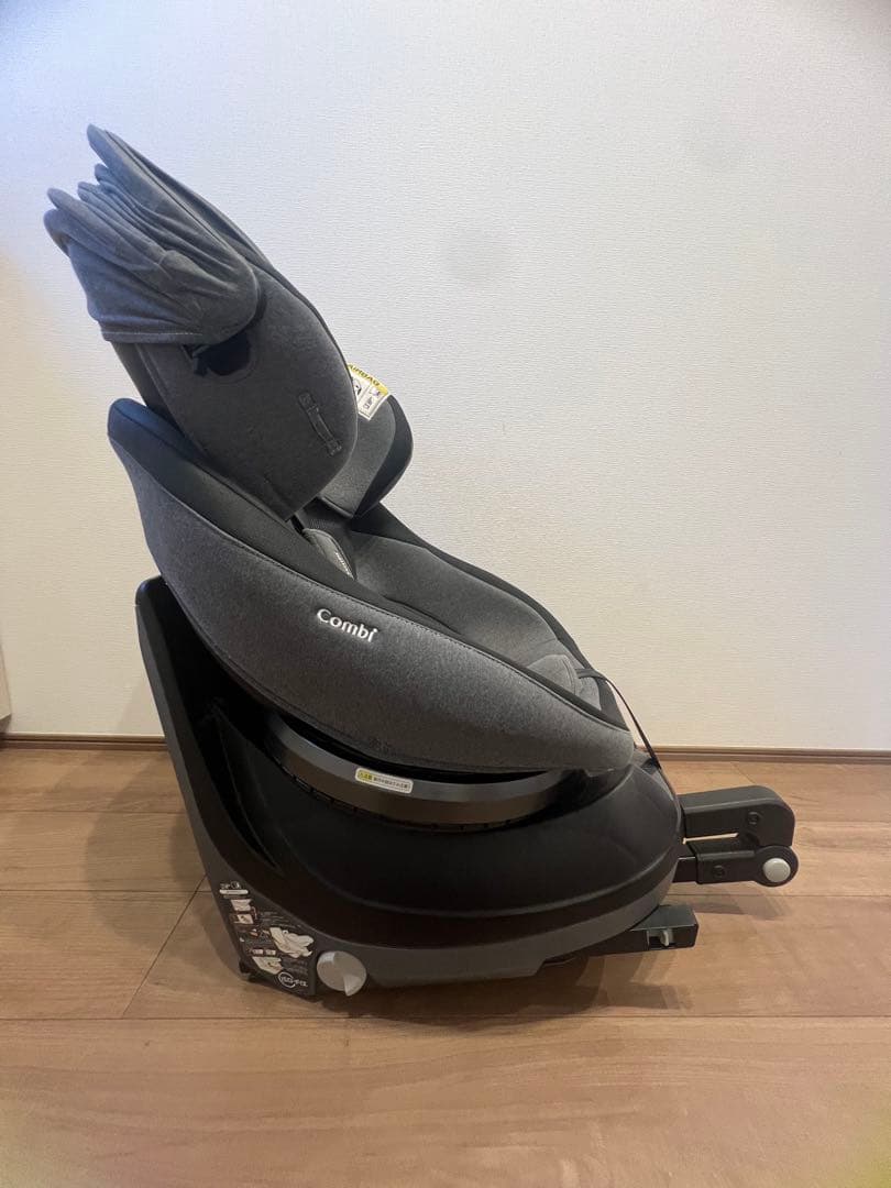 コンビ クルムーヴ スマート ISOFIX エッグショック　値下げ受け付け中！