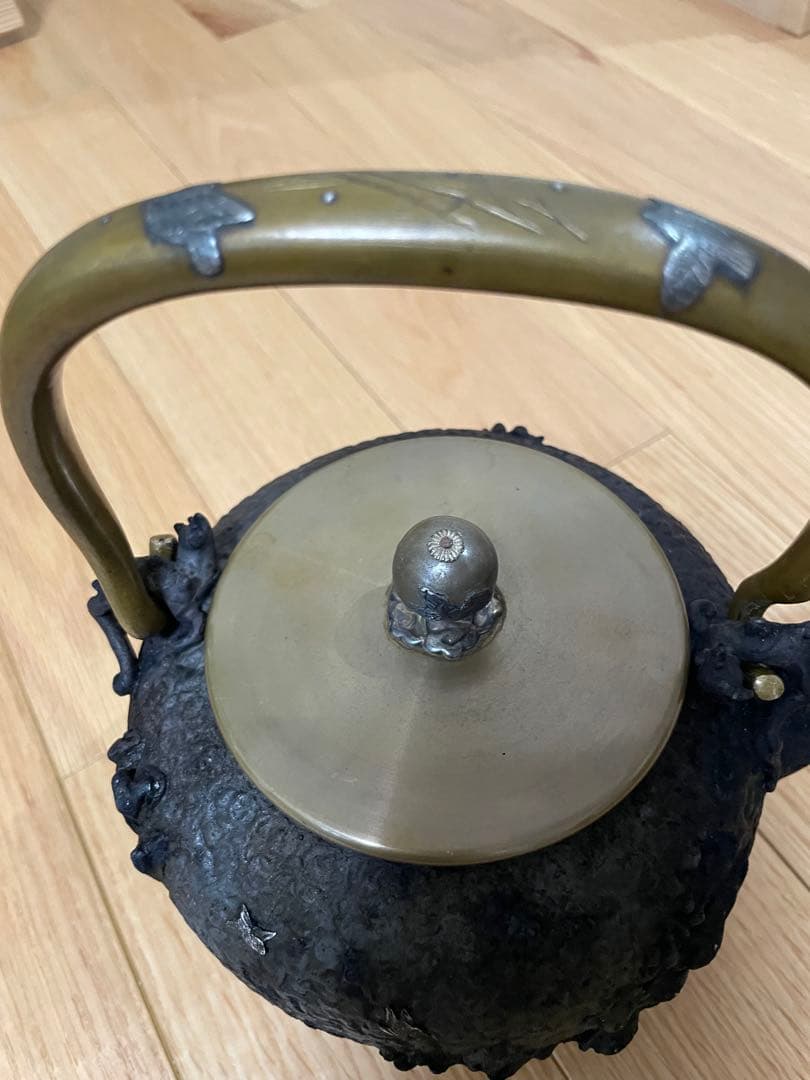 整*屋様 鉄瓶　日本亀文　亀文堂　鉄瓶