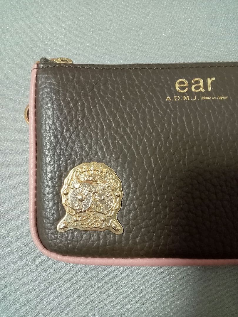 美品【ADMJ earパピヨネ別注】L字お財布ショルダー　ミニウォレット