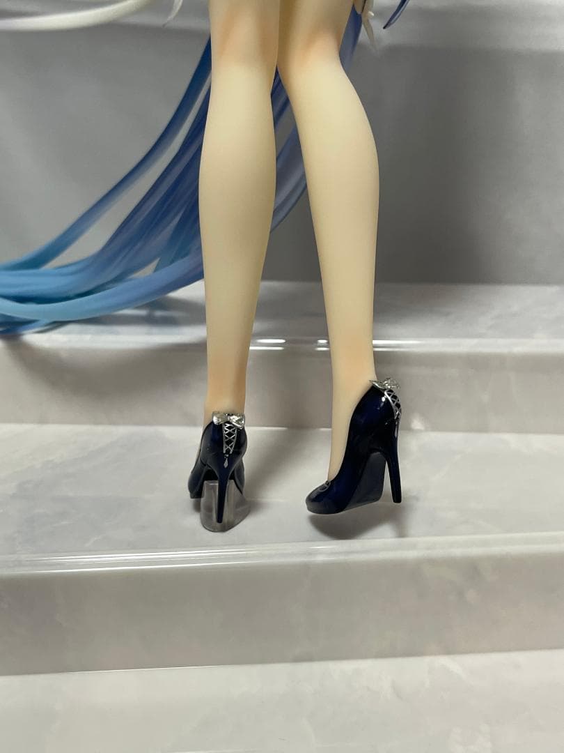 【ほぼ新品】アズールレーン ニュージャージー スノーブライドラブ フィギュア