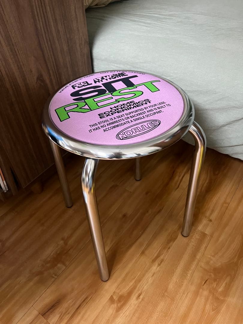  ECONOMICS EXPERIMENT スツール