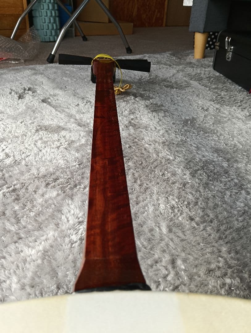 トチ花梨　津軽三味線　丸内胴