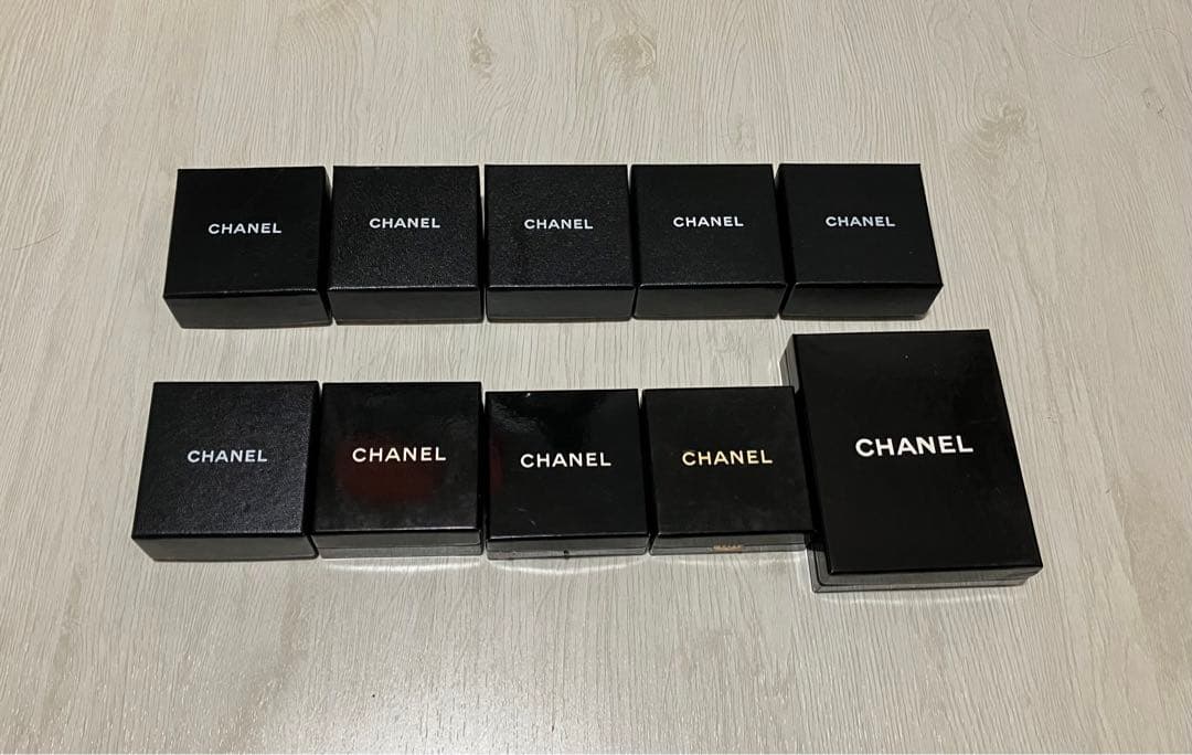 CHANEL アクセサリーボックス 空箱　ピアス　10個セット
