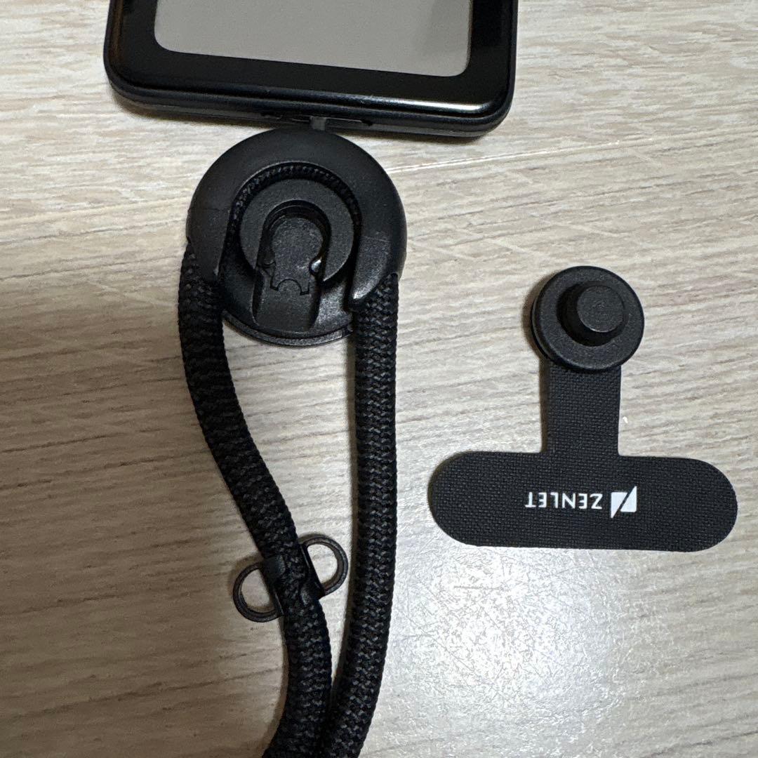首掛けストラップ二刀流 スマホストラップ × IDカード Zenlet