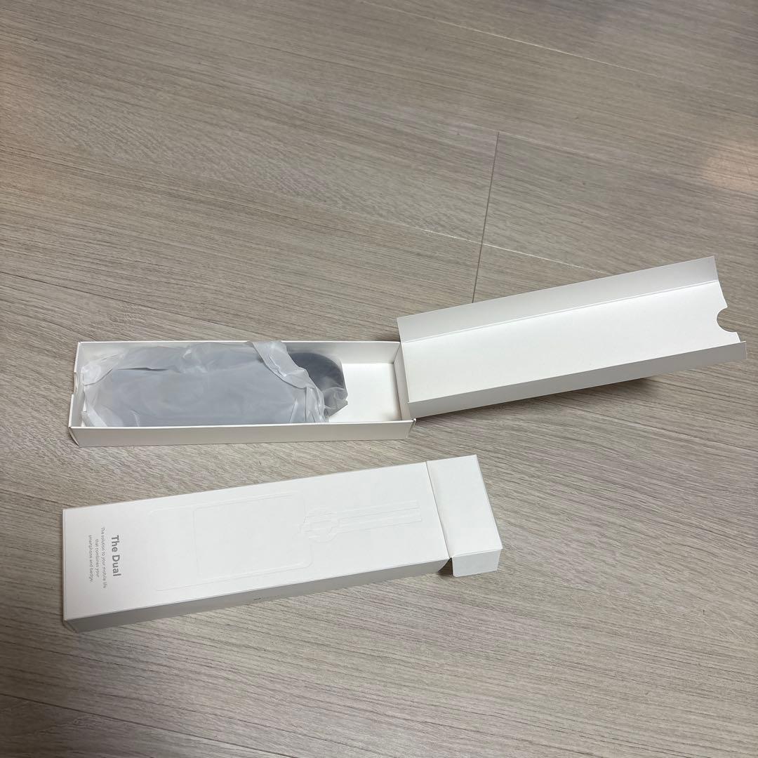 首掛けストラップ二刀流 スマホストラップ × IDカード Zenlet