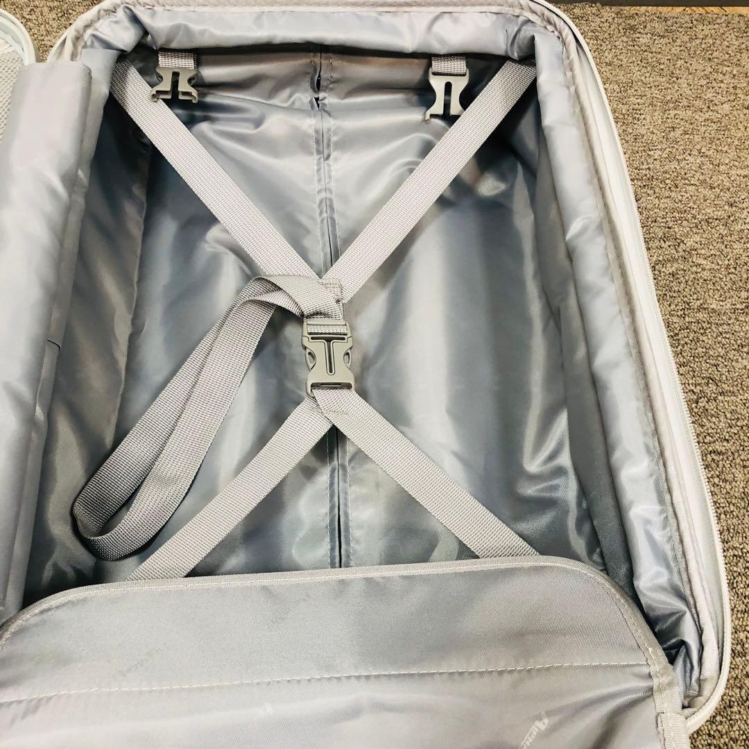 プラスワン　Alpha Sky スーツケース 777-49 40L