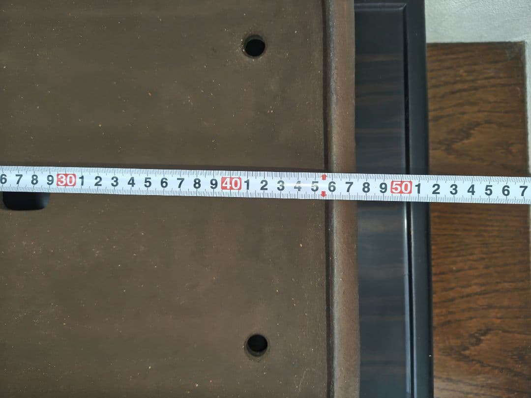 茶色の陶器製四角鉢　落款あり 中型